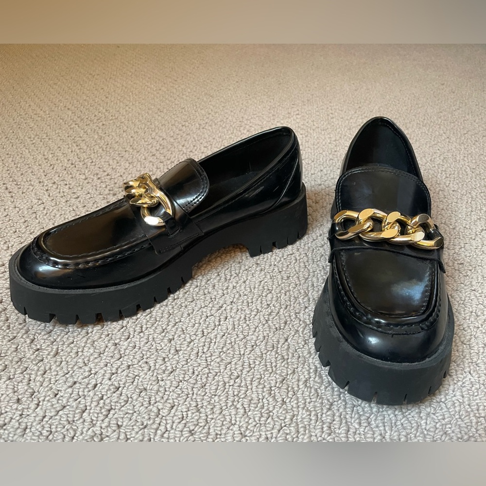 Guess Chunky Black Loafers with Gold Chain Accent